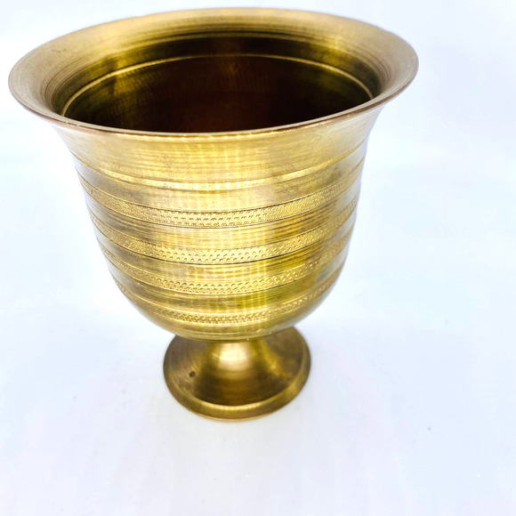 Antique Heavy Brass Etched Apothecary Jar/Mortar -No Pestle-HEAVY! - Picture 4 of 9